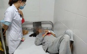 Vụ nữ sinh bị bạn đánh hội đồng ở Thanh Hóa: Nỗi đau xót của mẹ nạn nhân Vụ nữ sinh bị bạn đánh hội đồng ở Thanh Hóa: Nỗi đau xót của mẹ nạn nhân