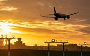 Vật thể bí ẩn suýt lao thẳng vào máy bay chở khách ở Anh Vật thể bí ẩn suýt lao thẳng vào máy bay chở khách ở Anh