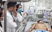 Té do vấp sợi dây, nam sinh bị nhiễm trùng huyết toàn thân Té do vấp sợi dây, nam sinh bị nhiễm trùng huyết toàn thân