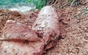 Quảng Bình cấm đường trong 8 ngày để xử lý quả bom phát hiện sau mưa lũ Quảng Bình cấm đường trong 8 ngày để xử lý quả bom phát hiện sau mưa lũ