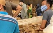 Nam tài xế bị hút vào lò băm dăm bào chết thảm Nam tài xế bị hút vào lò băm dăm bào chết thảm