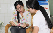 Phụ nữ sinh ít con nhất cả nước, TP HCM kiên trì kêu gọi người dân "sinh đủ hai con" Phụ nữ sinh ít con nhất cả nước, TP HCM kiên trì kêu gọi người dân "sinh đủ hai con"