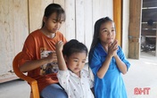 "Mẹo hay" trong nỗ lực ngăn chặn hôn nhân cận huyết ở "dân tộc bí ẩn nhất thế giới" "Mẹo hay" trong nỗ lực ngăn chặn hôn nhân cận huyết ở "dân tộc bí ẩn nhất thế giới"