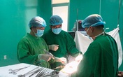 Cô gái 24 tuổi có khối u quái lớn chèn ép tim Cô gái 24 tuổi có khối u quái lớn chèn ép tim
