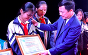 Hà Tĩnh: Biểu dương hàng chục trẻ em gái đạt thành tích cao trong học tập Hà Tĩnh: Biểu dương hàng chục trẻ em gái đạt thành tích cao trong học tập