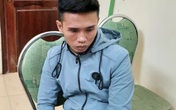 Nữ nhân viên xinh đẹp bị khách karaoke hiếp ngay tại phòng hát Nữ nhân viên xinh đẹp bị khách karaoke hiếp ngay tại phòng hát