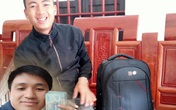 Nhặt được balo đầy tiền, cán bộ xã đăng lên facebook tìm người trả lại Nhặt được balo đầy tiền, cán bộ xã đăng lên facebook tìm người trả lại