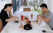 Tận mắt chiêm ngưỡng cuộc sống của Cường "Đô La" và Đàm Thu Trang sau khi sinh con Tận mắt chiêm ngưỡng cuộc sống của Cường "Đô La" và Đàm Thu Trang sau khi sinh con