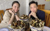 Valentine của sao Việt: Từ kim cương, xế sang đến đơn giản là một bữa ốc vỉa hè Valentine của sao Việt: Từ kim cương, xế sang đến đơn giản là một bữa ốc vỉa hè