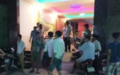 Khách hát bị chủ quán karaoke đâm chết do tranh cãi giá cả đắt, rẻ Khách hát bị chủ quán karaoke đâm chết do tranh cãi giá cả đắt, rẻ