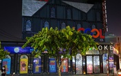 Các quán bar, karaoke, phố "Tây" ở TP.HCM im lìm hiếm hoi trong những ngày dịch COVID-19 Các quán bar, karaoke, phố "Tây" ở TP.HCM im lìm hiếm hoi trong những ngày dịch COVID-19