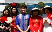 Người mẹ cho con ở lại châu Âu: Về Việt Nam không có nghĩa là "trốn" được COVID-19 Người mẹ cho con ở lại châu Âu: Về Việt Nam không có nghĩa là "trốn" được COVID-19