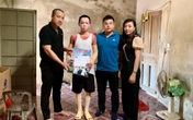 Trao 21,4 triệu đồng cho cháu bé ở Hà Tĩnh bị bỏng 71% mà không có tiền chữa trị Trao 21,4 triệu đồng cho cháu bé ở Hà Tĩnh bị bỏng 71% mà không có tiền chữa trị