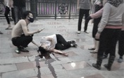 Hải Phòng: Một thanh niên bị chém gục trên phố đi bộ Tam Bạc Hải Phòng: Một thanh niên bị chém gục trên phố đi bộ Tam Bạc