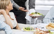9 món ăn mà nhân viên nhà hàng khuyên bạn tuyệt đối không gọi, cái thứ 4 sẽ khiến bạn sốc 9 món ăn mà nhân viên nhà hàng khuyên bạn tuyệt đối không gọi, cái thứ 4 sẽ khiến bạn sốc