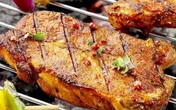 Bạn phải bỏ ngay kiểu xiên thịt để nướng đi kẻo gặp họa, đây mới là cách nướng thịt đúng từ các chuyên gia Bạn phải bỏ ngay kiểu xiên thịt để nướng đi kẻo gặp họa, đây mới là cách nướng thịt đúng từ các chuyên gia