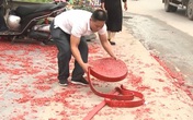 Triệu tập một số người để điều tra vụ đốt pháo trong đám cưới ở Sóc Sơn Triệu tập một số người để điều tra vụ đốt pháo trong đám cưới ở Sóc Sơn