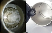 Ấm đun nước lâu ngày bám 1 lớp cặn vàng cứng không sao rửa sạch bằng nước rửa chén, hãy dùng vỏ khoai sọ để đánh bay chúng Ấm đun nước lâu ngày bám 1 lớp cặn vàng cứng không sao rửa sạch bằng nước rửa chén, hãy dùng vỏ khoai sọ để đánh bay chúng