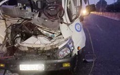 Xe tải tông vào đuôi máy cày khiến 2 người tử vong, 1 người bị thương Xe tải tông vào đuôi máy cày khiến 2 người tử vong, 1 người bị thương