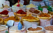 Thiên đường gia vị và các đồ thủ công mỹ nghệ tinh xảo tại khu chợ truyền thống mà bạn xác định mất nửa tiếng chỉ để mặc cả 1 món đồ Thiên đường gia vị và các đồ thủ công mỹ nghệ tinh xảo tại khu chợ truyền thống mà bạn xác định mất nửa tiếng chỉ để mặc cả 1 món đồ
