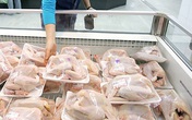 Giá gà đang rẻ khủng khiếp trái ngược hẳn với thịt lợn đắt đỏ Giá gà đang rẻ khủng khiếp trái ngược hẳn với thịt lợn đắt đỏ