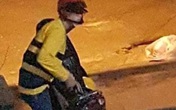 Kẻ giở trò đồi bại với cô gái ở Sài Gòn ra đầu thú Kẻ giở trò đồi bại với cô gái ở Sài Gòn ra đầu thú