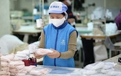 Giảm 50% lương lãnh đạo, sếp chi thêm tiền lo ăn ở cho gia đình nhân viên Giảm 50% lương lãnh đạo, sếp chi thêm tiền lo ăn ở cho gia đình nhân viên