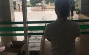 Câu chuyện nơi tuyến đầu chống dịch COVID-19 qua lời kể người bảo vệ Câu chuyện nơi tuyến đầu chống dịch COVID-19 qua lời kể người bảo vệ