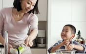 Nghiên cứu của Đại học Harvard chỉ ra 1 thói quen nhỏ giúp con có khả năng kiếm tiền nhiều hơn 20% so với bạn bè khi lớn lên Nghiên cứu của Đại học Harvard chỉ ra 1 thói quen nhỏ giúp con có khả năng kiếm tiền nhiều hơn 20% so với bạn bè khi lớn lên