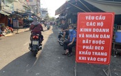 Bán hàng ở chợ không đeo khẩu trang, một tiểu thương ở Hà Tĩnh bị phạt tiền Bán hàng ở chợ không đeo khẩu trang, một tiểu thương ở Hà Tĩnh bị phạt tiền