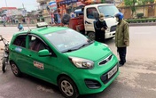 Hải Phòng: Bất chấp lệnh cấm, nhiều xe taxi vẫn hoạt động trong dịch COVID-19 Hải Phòng: Bất chấp lệnh cấm, nhiều xe taxi vẫn hoạt động trong dịch COVID-19