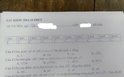 Nhìn đáp án bài kiểm tra của nữ sinh, cư dân mạng cười ngất vì một chi tiết lạ lùng Nhìn đáp án bài kiểm tra của nữ sinh, cư dân mạng cười ngất vì một chi tiết lạ lùng