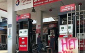 Cây xăng ở Hà Nội "găm hàng" khi bồn chứa còn hơn 20.000 lít đối diện mức phạt nào? Cây xăng ở Hà Nội "găm hàng" khi bồn chứa còn hơn 20.000 lít đối diện mức phạt nào?