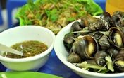 Chán việc văn phòng, 2 cử nhân rủ nhau bán ốc, thu nhập 35 triệu/tháng Chán việc văn phòng, 2 cử nhân rủ nhau bán ốc, thu nhập 35 triệu/tháng