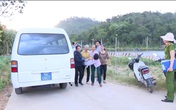 Phú Thọ: Hai cháu bé tử vong dưới hồ Mẫu Phú Thọ: Hai cháu bé tử vong dưới hồ Mẫu