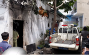 Camera an ninh tố cáo người đàn ông châm lửa đốt phòng trọ làm 3 người thiệt mạng Camera an ninh tố cáo người đàn ông châm lửa đốt phòng trọ làm 3 người thiệt mạng