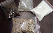 Ba ngàn đồng 1 lít trà sữa, mua cả can cho con uống dần Ba ngàn đồng 1 lít trà sữa, mua cả can cho con uống dần