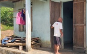 Sau khi nhận tiền hỗ trợ COVID-19, hơn 60 hộ ở một xóm bỗng dưng thoát nghèo: UBND huyện ra công văn hỏa tốc Sau khi nhận tiền hỗ trợ COVID-19, hơn 60 hộ ở một xóm bỗng dưng thoát nghèo: UBND huyện ra công văn hỏa tốc