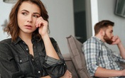 Vợ chồng tôi bị ép nhường phòng cho em gái Vợ chồng tôi bị ép nhường phòng cho em gái