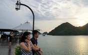 Cơn sốt trải nghiệm bằng du thuyền trên vịnh Lan Hạ và vịnh Hạ Long Cơn sốt trải nghiệm bằng du thuyền trên vịnh Lan Hạ và vịnh Hạ Long