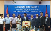 Bộ Y tế Việt Nam tặng Bộ Y tế Lào 200.000 khẩu trang y tế Bộ Y tế Việt Nam tặng Bộ Y tế Lào 200.000 khẩu trang y tế