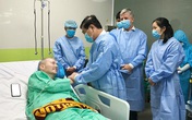 Hôm nay hội chẩn sức khỏe cho nam phi công người Anh trước khi về nước Hôm nay hội chẩn sức khỏe cho nam phi công người Anh trước khi về nước