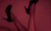 Cưỡng hiếp, ép buôn ma túy và mặt tối của mối quan hệ với sugar daddy Cưỡng hiếp, ép buôn ma túy và mặt tối của mối quan hệ với sugar daddy