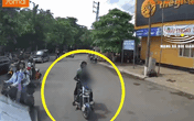 Chặn đầu xe container, nữ "ninja" gan lì không nhúc nhích cho đến khi CSGT xuất hiện Chặn đầu xe container, nữ "ninja" gan lì không nhúc nhích cho đến khi CSGT xuất hiện