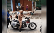 Hy hữu: CSGT phải cắt cửa, dùng mô tô đặc chủng đưa nam sinh đi thi vì lý do khó đỡ Hy hữu: CSGT phải cắt cửa, dùng mô tô đặc chủng đưa nam sinh đi thi vì lý do khó đỡ