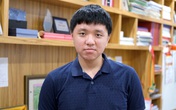 Tấm huy chương Vàng của cậu học trò được thầy cô 'săn lùng' Tấm huy chương Vàng của cậu học trò được thầy cô 'săn lùng'