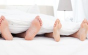 Mẹ mất, bố 70 tuổi vẫn có "nhu cầu", con trai phải chở đi tìm nơi "giải quyết" Mẹ mất, bố 70 tuổi vẫn có "nhu cầu", con trai phải chở đi tìm nơi "giải quyết"
