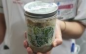 Tìm mua "thuốc mồ côi" hơn 180 triệu để cứu 2 vợ chồng bị liệt vì ăn pate Minh Chay Tìm mua "thuốc mồ côi" hơn 180 triệu để cứu 2 vợ chồng bị liệt vì ăn pate Minh Chay