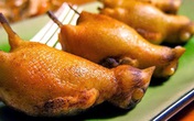 Món thịt chim nướng trên bàn ăn của các đại gia và nỗi đau của các con chim họa mi bị giết thịt một cách rùng rợn Món thịt chim nướng trên bàn ăn của các đại gia và nỗi đau của các con chim họa mi bị giết thịt một cách rùng rợn