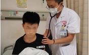Sốc khi bé trai 12 tuổi mắc ung thư giai đoạn cuối, bác sĩ chỉ rõ nguyên nhân khiến bố mẹ giật mình Sốc khi bé trai 12 tuổi mắc ung thư giai đoạn cuối, bác sĩ chỉ rõ nguyên nhân khiến bố mẹ giật mình